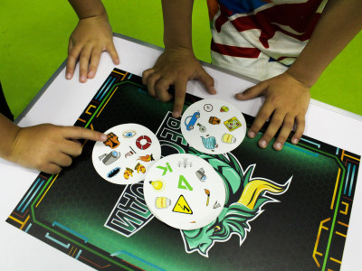 "Путь твоей безопасности": играя, познаём мир!