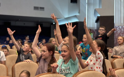 Детство пахнет летом: как жители Страны железных дорог провели в лагерях первую неделю