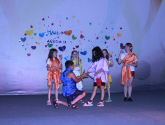 День крутых мальчишек и классных девчонок в ОЦ "Салют"