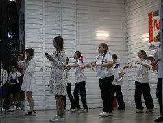 Музыкальный привет железнодорожникам из "Ракеты"!  В лагере прошёл праздничный концерт!