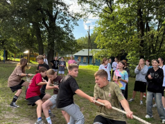 Турнир по перетягиванию каната 