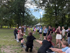 Турнир по перетягиванию каната 