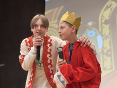 ГЕРОИ НА СЦЕНЕ: МИСС И МИСТЕР ЛАГЕРЯ