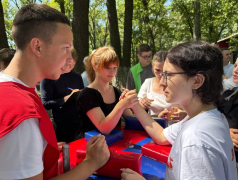 "Костёр" под знаменем "Часовых Родины"