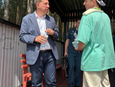    4 Июля в ДОЛ "Магистраль" работники лагеря, проводили профилактические мероприятия связанные с безопасностью детей в лагере. Посмотрели, как...