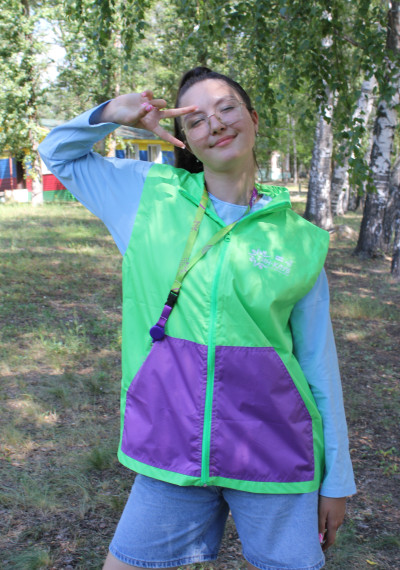 Помощник организатора лагерных мероприятий 3 смена ДОЛ им. Зои Космодемьянской