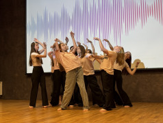 &laquo;Фабрика изумрудов: драгоценности лагеря&raquo; &mdash; яркое шоу талантов в &laquo;Алёнушке&raquo;!