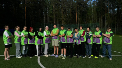 Тин-лига сияет в "Маяке"!