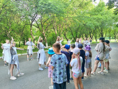 Игровая программа "Национальные гостины"