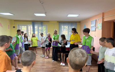 Я помощник вожатого-это  звучит гордо!