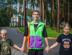 Старшие друзья и маленькие секретики!