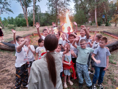 Смена в лагере - это капля лета, застывшая в вечности