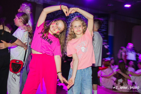 Дождь нашей яркости не помеха!