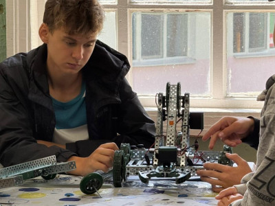 &laquo;Лето &mdash; это когда ты снова веришь, что всё возможно.&raquo;