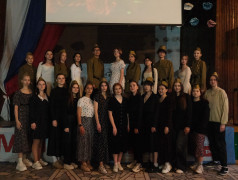 Цветы на поле боя. Вечер памяти на эстраде лагеря