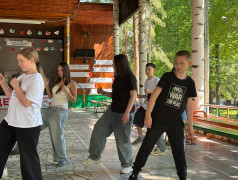 В лагере стартовал танцевальный кружок!