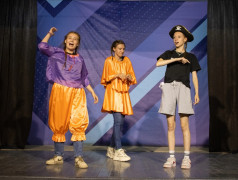 Презентация вожатых и приезд различных звёзд