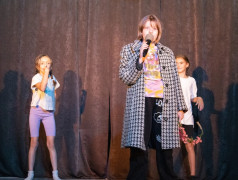 На территории лета зажигаются звёзды