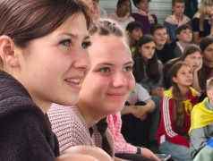 Театр в гостях у Юного железнодорожника