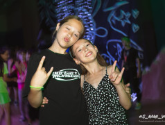 Зажгли на первой дискотеке!