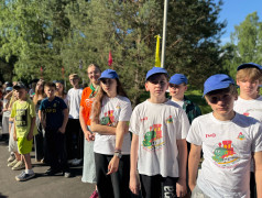 Торжественная линейка открытия смены "Мы снова вместе, Магистраль"