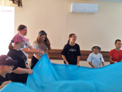 Развлекательно-игровая программа для детей из г. Антроцит.