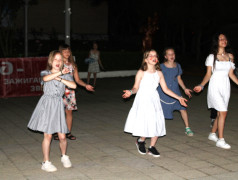 Скоро праздник семьи, любви и верности.