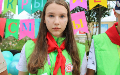 Старший брат или сестра - вот кем стали ТиН-лиговцы для младших ребят.