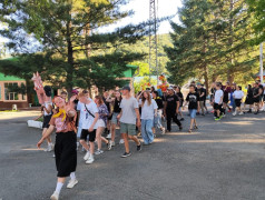 Карнавальное шествие в Наречном &ndash; путешествие по Южной Америке!