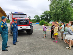Профориентационная экскурсия от пожарно-спасательного отряда МЧС в ДОЛ &laquo;Наречное&raquo;