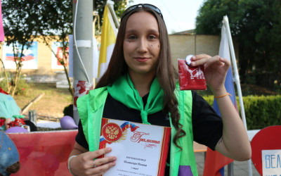 Старший брат или сестра - вот кем стали ТиН-лиговцы для младших ребят.