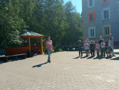 Спортивные баталии: эстафета между 1 и 2 отрядами