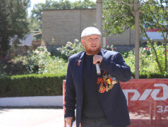 Российский флаг в каждом сердце.