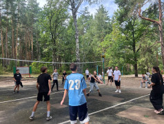 Соревнования по волейболу!  Лучшие команды лагеря сразились за кубок!