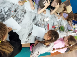 Творческие занятия с психологом в ДОЛ им. Павлика Морозова