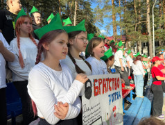 В лагере Яльчик сегодня официально открыли первую смену, посвященную Дню защиты детей!