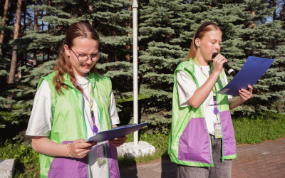 Революция в Заслоновграде: тиновцы берут лагерь штурмом!