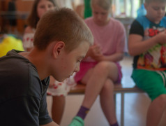 Игры, вода и лес: как ребята в лагере &laquo;Маяк&raquo; открывают мир