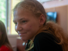 Игры, вода и лес: как ребята в лагере &laquo;Маяк&raquo; открывают мир