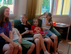 Игры, вода и лес: как ребята в лагере &laquo;Маяк&raquo; открывают мир