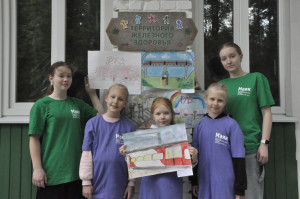 Выставка рисунков - кладезь талантов в ДОЛ 