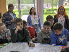 Визит Начальника департамента Центра социального развития в ДОЛ "Маяк": новые горизонты для юных талантов!