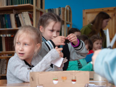 Чтение в моде! Мастер-класс по изготовлению закладок в лагере &laquo;Маяк&raquo;