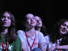 Концерт закрытия в &ldquo;Маяке&rdquo;: первая смена - в сердце навсегда!