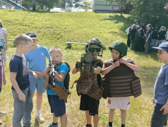 Герои живут рядом.