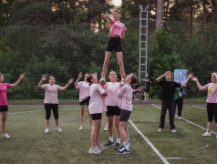 Всплеск энергии и творчества: в Заслоновграде прошёл грандиозный конкурс чирлидинга