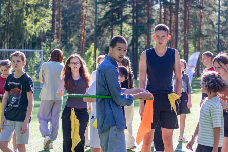 «Захват флага» в лагере «Маяк»: командный дух и яркие эмоции!