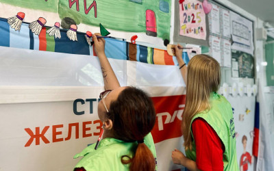 Тин-лига в действии: как дети из &laquo;Сахарежа&raquo; превратили комнату в креативное пространство