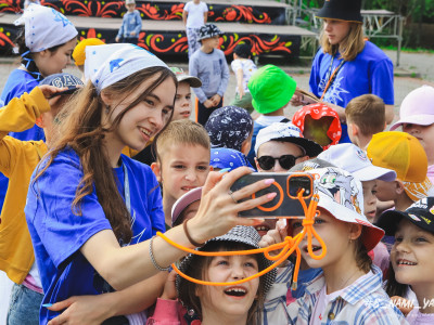 Лето в красках лагеря!