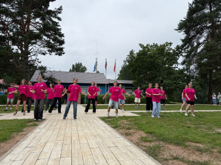 Мы хотим всем рекордам, наши звонкие дать имена...